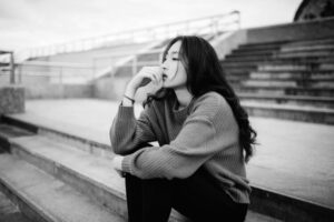 転職も独立も怖い人が増えている。どの選択肢も「正解」に見えない時代
